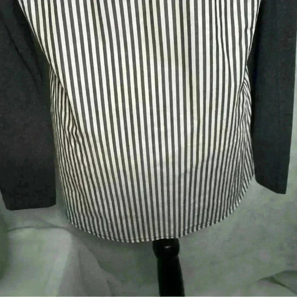 E.L.I. Small Pima Cotton Long Sleeve Pullover V Neck with Pockets Black & White - Picture 4 of 11